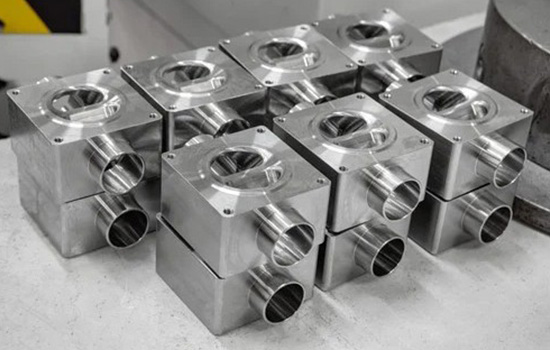 CNC Machined Manifold Blocks